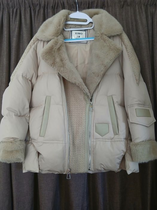 Куртка женская утепленная.Цвет-бежевый.Воротник -норка.Новая.р.48-50