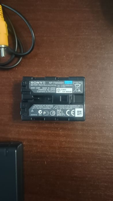 Lustrzanka Sony Alpha 350 z kartą 4gb Cf