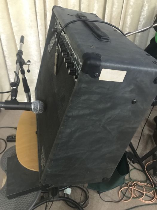 Комбік гітарний Roland