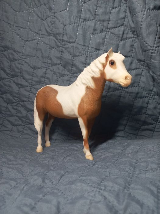 Srokate konikii breyer