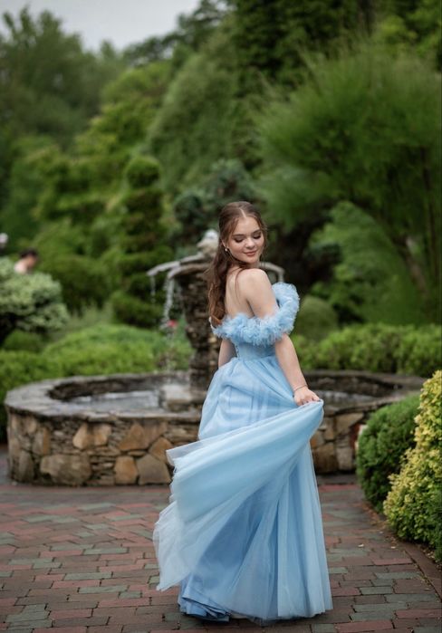 Випускне  плаття