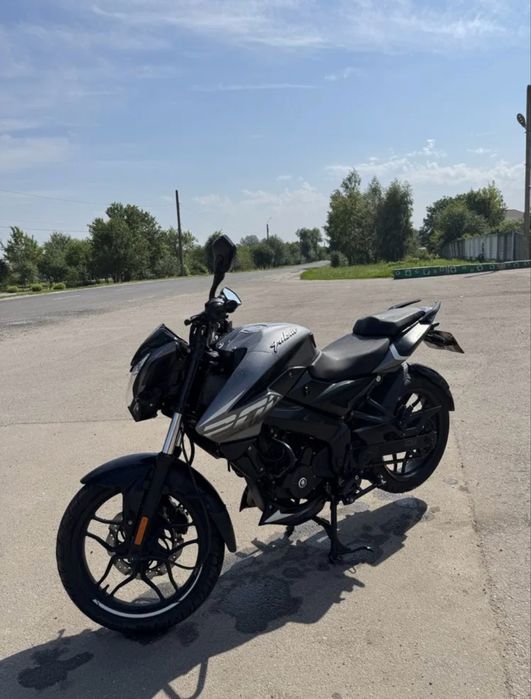 Bajaj pulsar ns200!!!