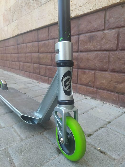 Продам самокат Oxelo Stunt Freestyle MF 3.6