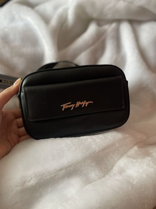 Сумочка Tommy Hilfiger