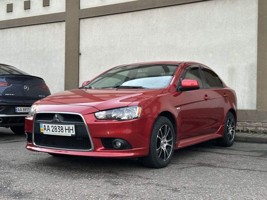 Продам Офіційний Mitsubishi Lancer X в гарному стані