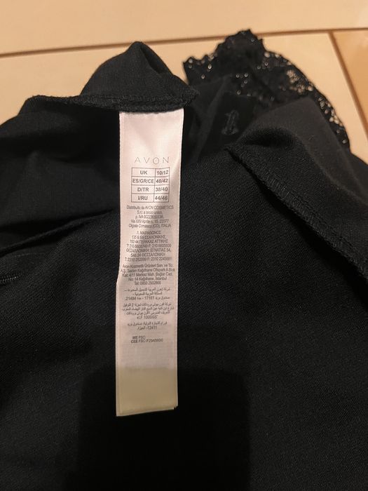 Sukienka czarna AVON