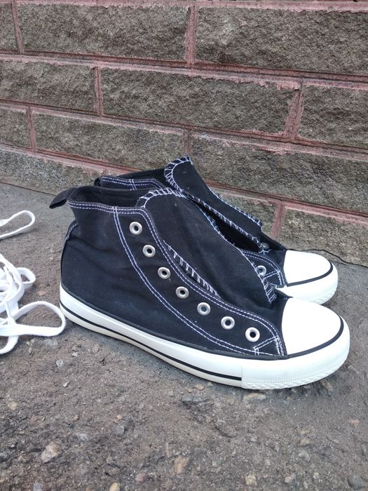 Кеды, кроссовки.