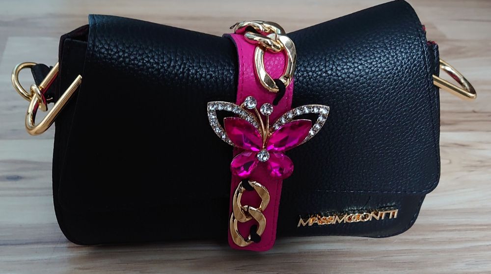 Massimo Contti mała czarna torebka łańcuch motylek