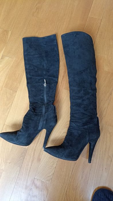 Осінні жіночі чоботи, всі оригінальні.