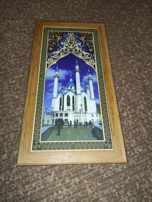 шахматный стол резной красивый