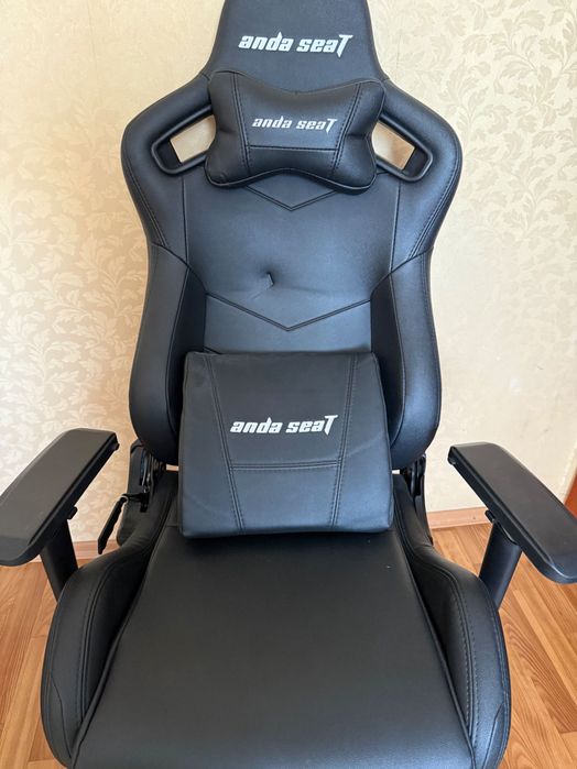 Крісло компʼютерне геймерське Anda Seat