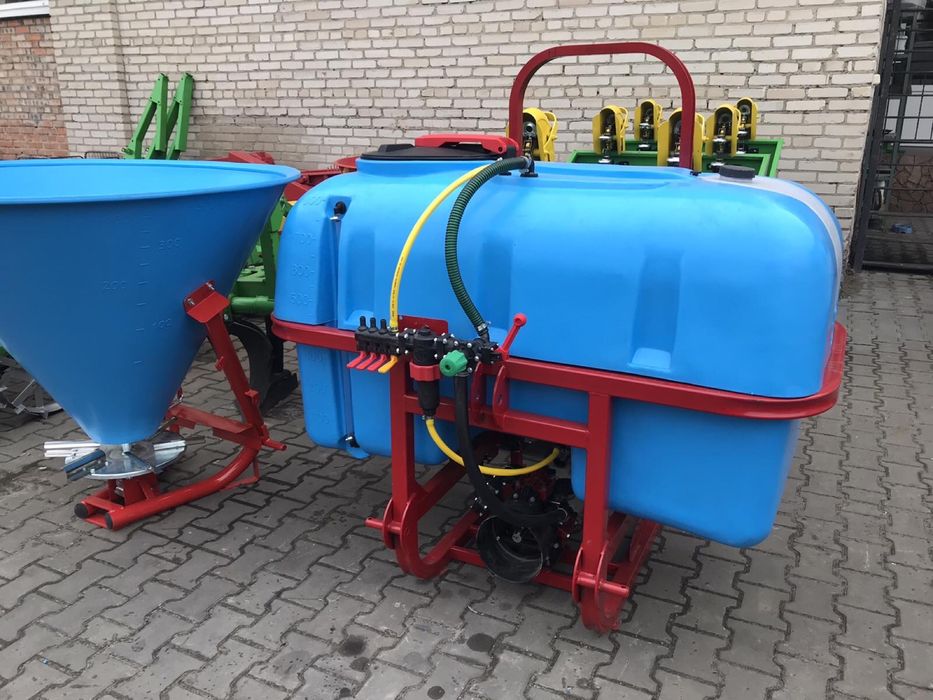 Навісний оприскувач, оприскувач, обприскувач польський