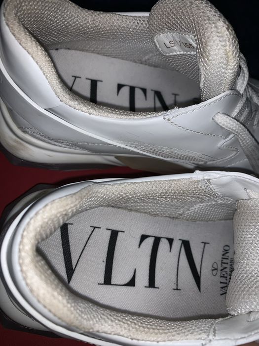 Sapatilhas Valentino