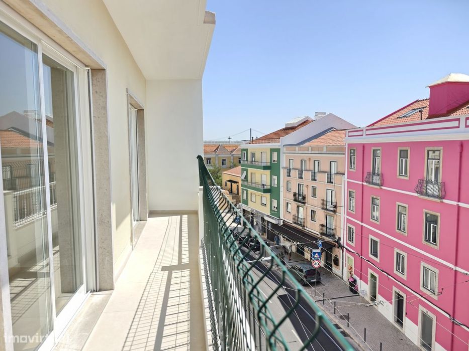 Apartamento T3 Renovado Para Arrendar Em Belém
