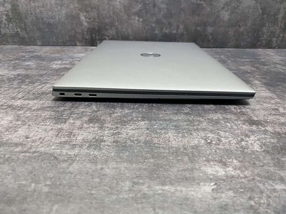 Dell Precision 5570 і7-12800H 14яде 32Gb 1Tb FHD+ 15,6” A1000 4GB