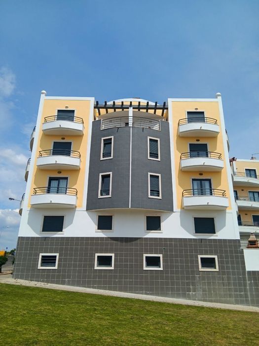 Pintura de fachadasAlpinismo industrial/ Construção e remodelação  integral. Sob Orçamento