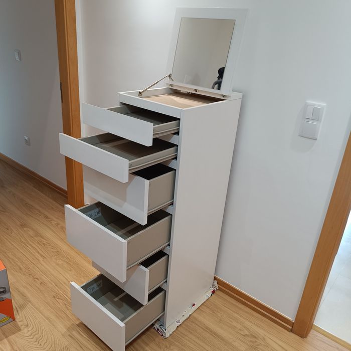 Cómoda MALM 6 Gavetas c/ Espelho (IKEA) – Branco