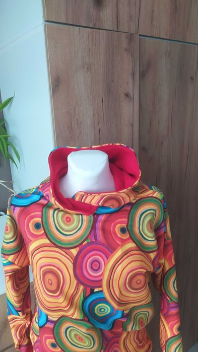 Bluza damska z kapturem