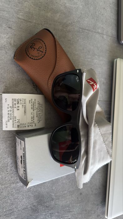 Ray Ban RB 2132 New Wayfarer