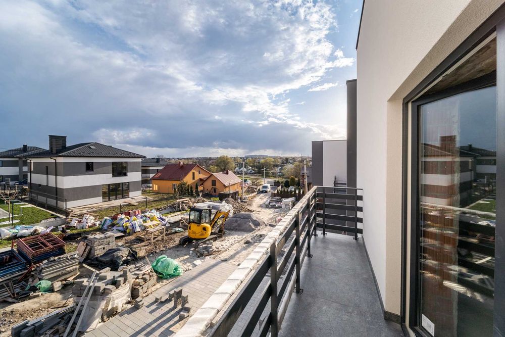 Продаж просторого котеджу, Сихівський район