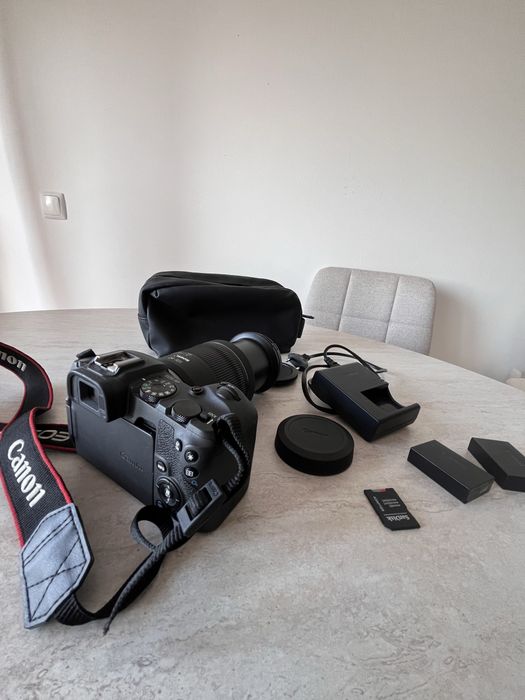 Camera Canon 24-105