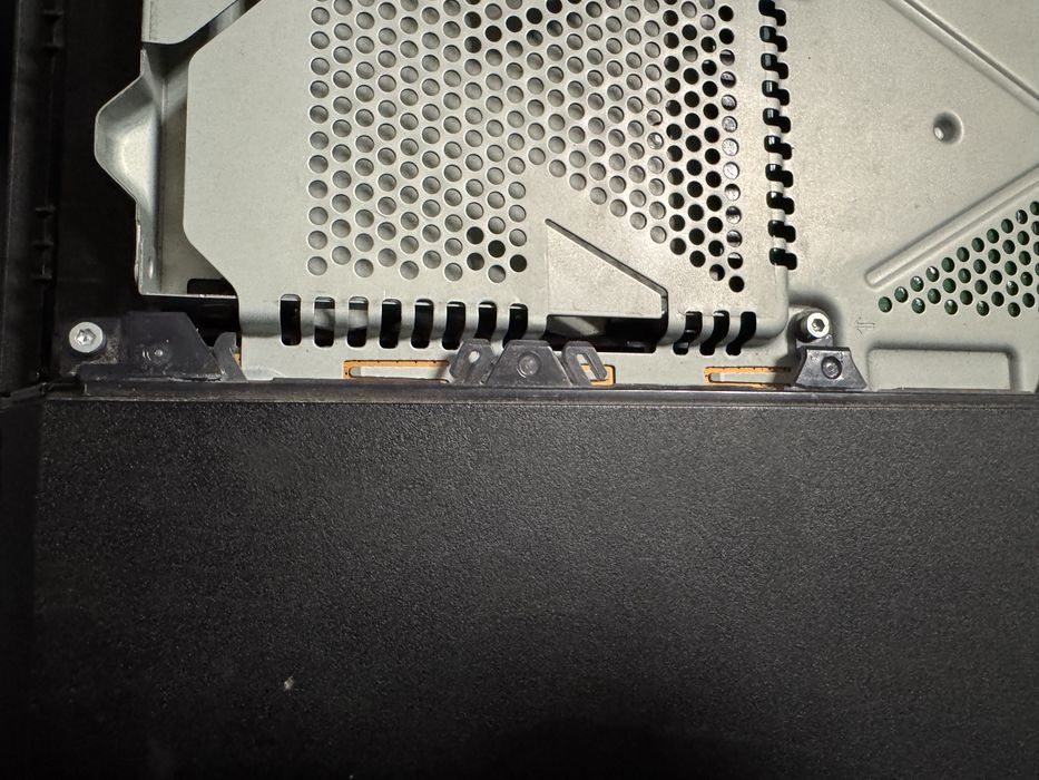 Konsola Sony PlayStation 4 PS4 FAT CUH-1116A – USZKODZONA – NA CZĘŚCI / DO NAPRAWY