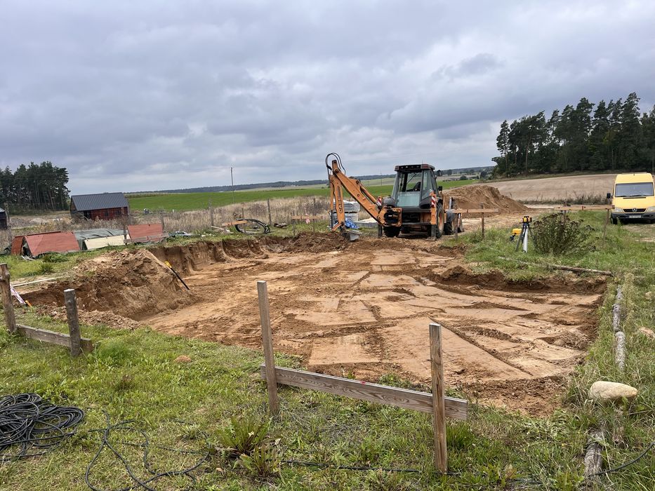 Usługi koparką i wyburzenia