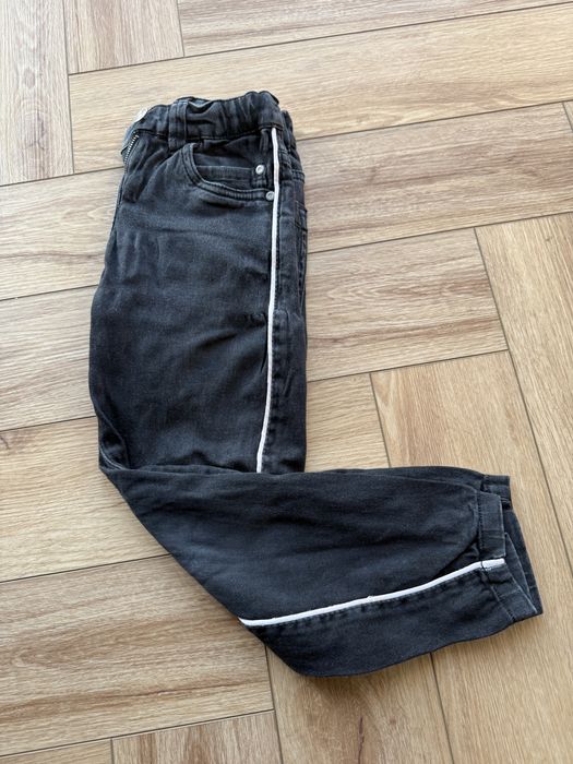 Spodnie z miękkiego jeansu