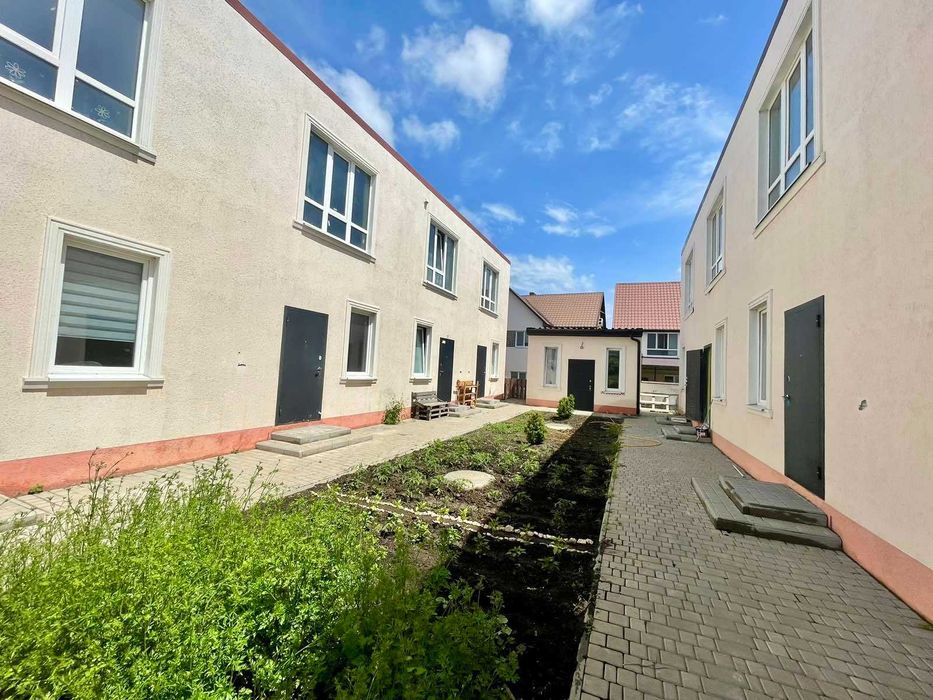 Двухэтажный таунхаус с ремонтом на Таирово в с. Лиманка БЕЗ КОМИССИИ!