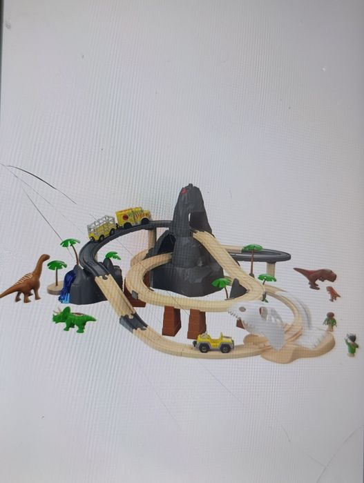 Tor/trasa drewniany dinozaurowy+ gratis kolejki