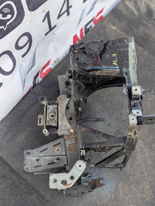 Передній лівий лонжерон стакан носик опора двигуна renault megane 3