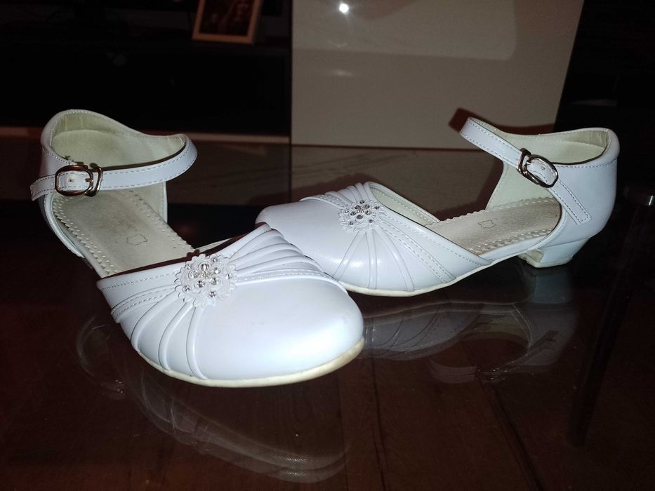 Sprzedam Albę komunijną