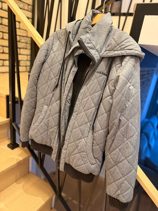 Весняна водонепроникна куртка Adidas із капюшоном S/M