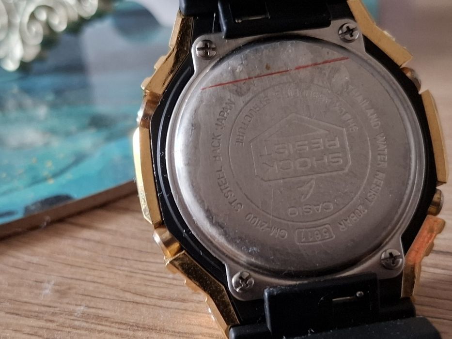 Casio G-Shock GM 2100 gold do czwartku