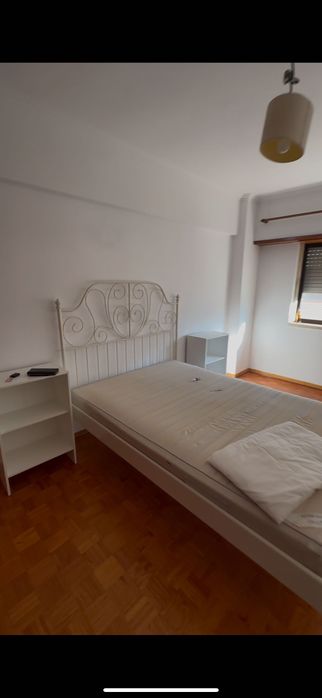 Aluga-se quarto Casal em Agualva-Cacém