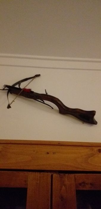 "Besta" Vendo esta relíquia em óptimo estado.