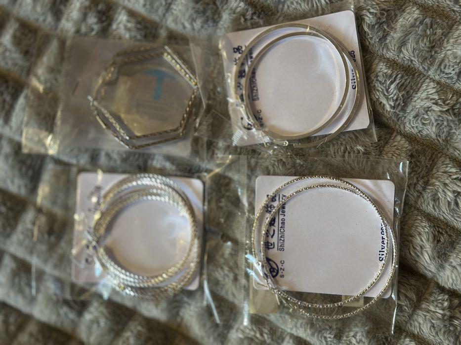 продам серги БИЖУТЕРИЯ!!!