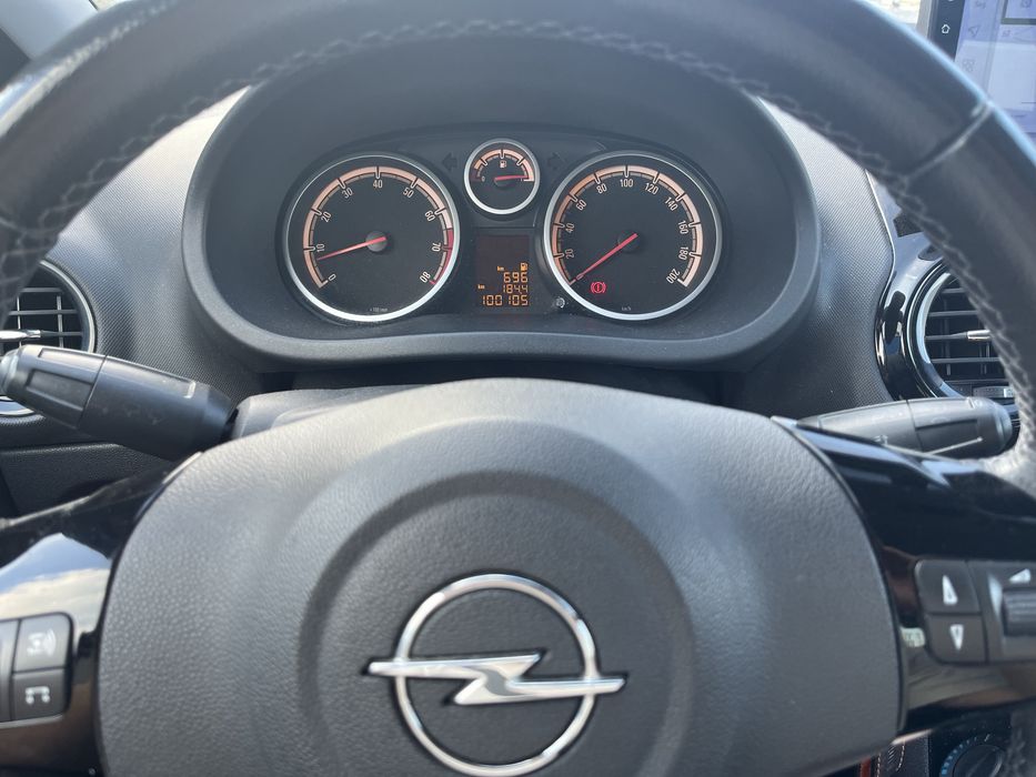 Opel Corsa — fotografia 10