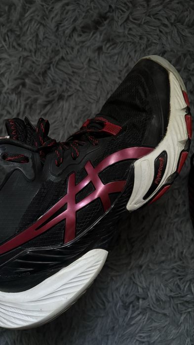 волейбольні кросівки ASICS Metarise