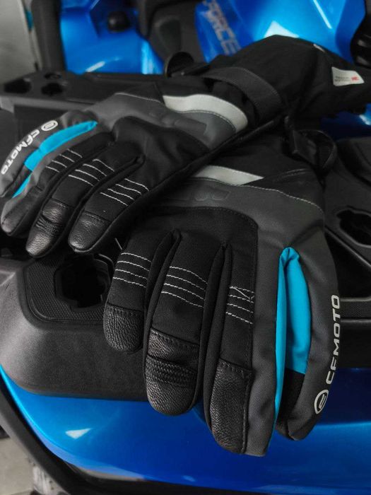 Зимові рукавиці CFMOTO для їзди на квадроциклі