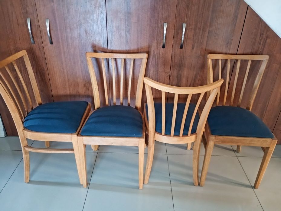 Krzesła Hałas,bumerang,muszelka z czasów PRL-U