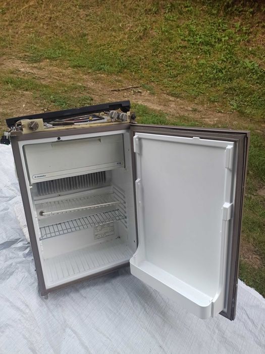 Lodówka na części do przyczepy lub kampera 12V/ gaz / 220V