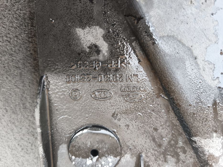 HYUNDAI IX35 KIA Sportage III Osłona Podwozia Lewy Przód F-vat