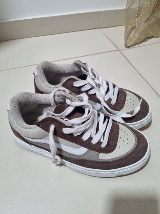 Sapatilhas vans castanho