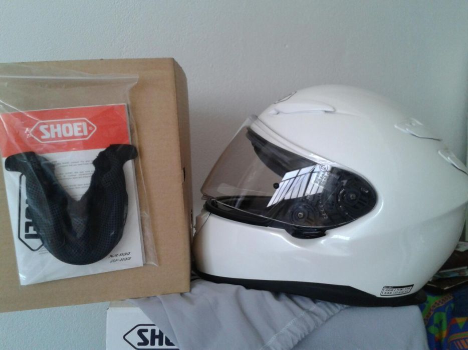 Shoei XR último novo na caixa.