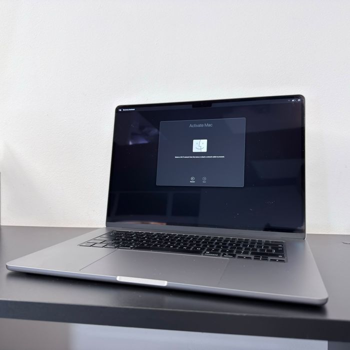 Macbook M3 Air 512GB/8GB Ram | 100% sprawny