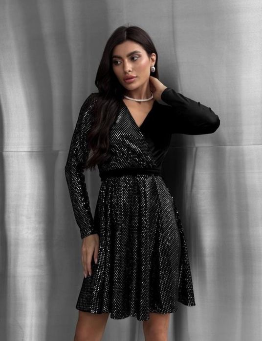 Сукня святкова розмір S