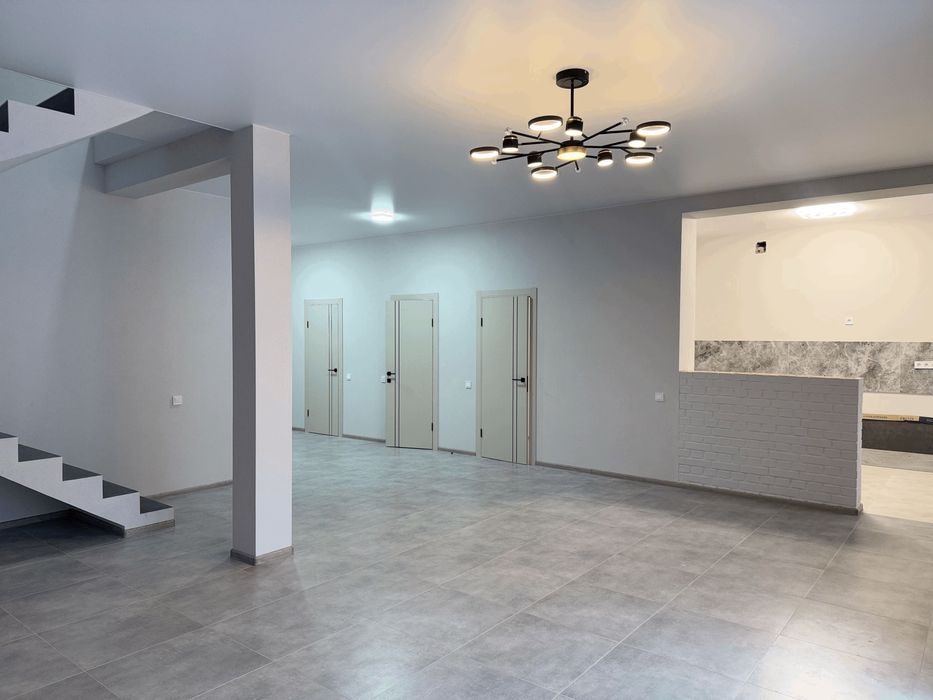 Продам котедж з ремонтом!