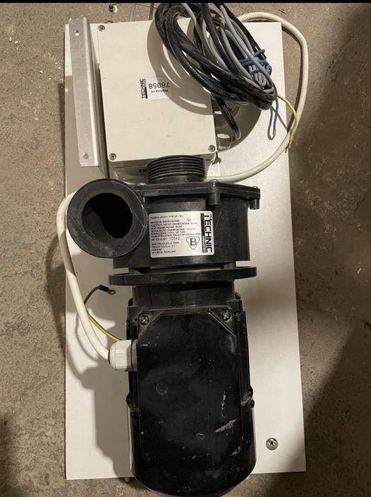 Pompa do wanny z hydromasażem