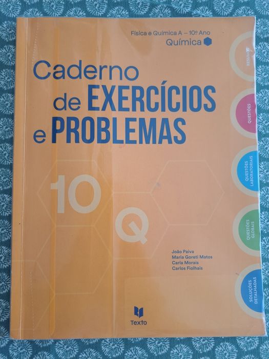 Caderno de exercícios e problemas de Física e Química 10° ano